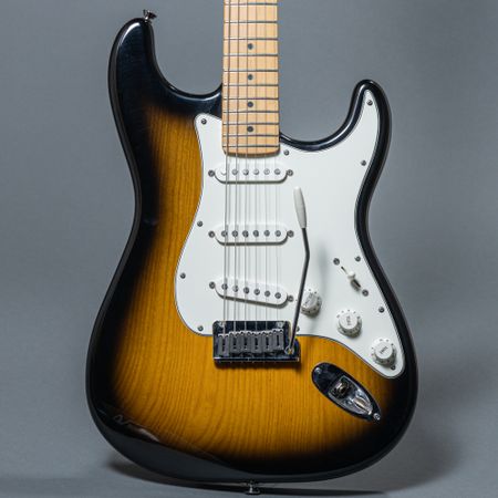 Norman's Rare Guitars - Fender 25th Anniversary Stratocaster 1979