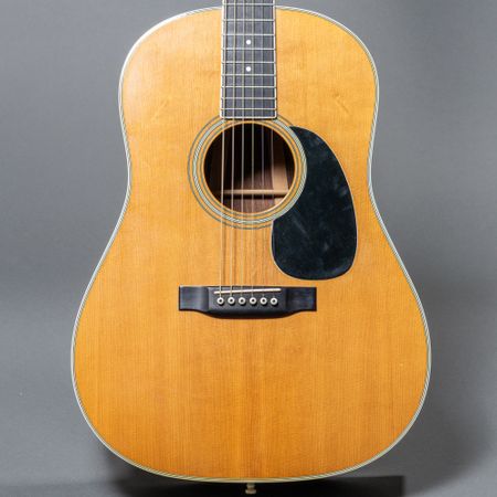 Norman's Rare Guitars - Martin D-18V 2009, Natural | Norman's Rare