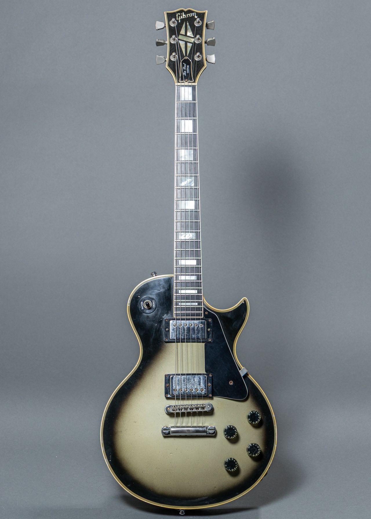 Norman's Rare Guitars - Gibson Les Paul Custom 1981, Silverburst