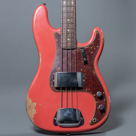 Norman's Rare Guitars - Fender Precision Bass 1952, Dakota Red