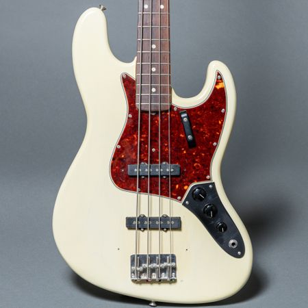 Norman's Rare Guitars - Fender American Jazz Bass 2005, Sunburst