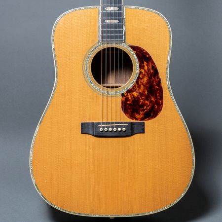 Norman's Rare Guitars - Martin D-18V 2009, Natural | Norman's Rare