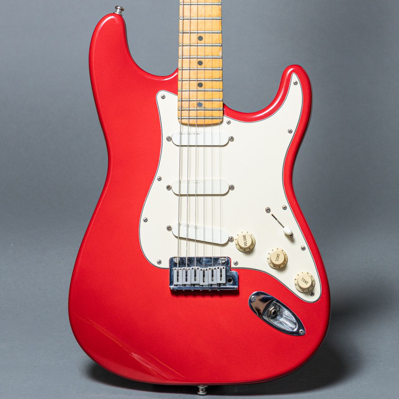 Norman's Rare Guitars - Fender Stratocaster Plus Deluxe 1997, Hot