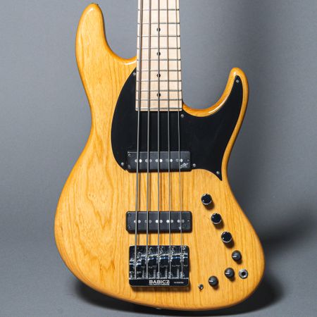 Norman's Rare Guitars - Miura MB2 2020s, Natural | Norman's Rare